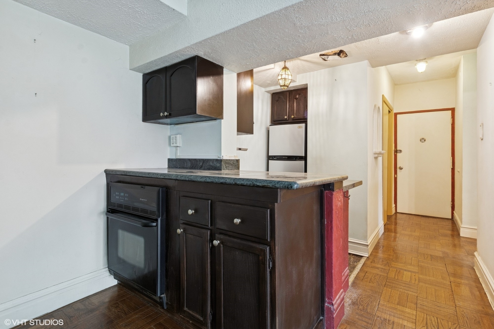 5056 N Marine Drive 1C