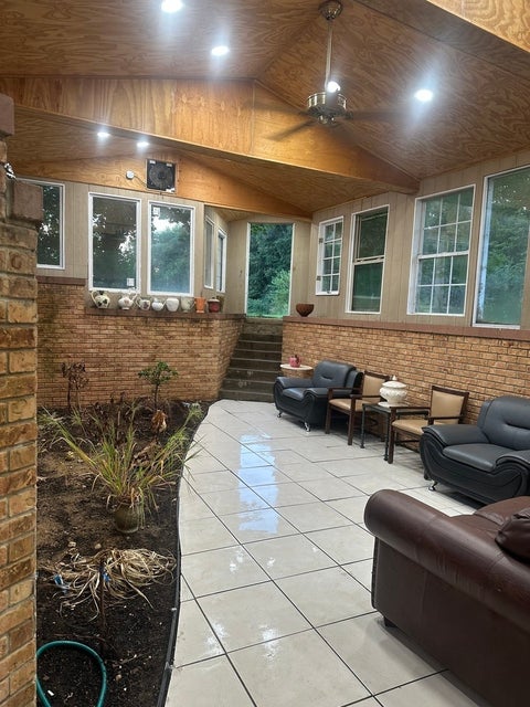 Tiny photo for 6834 Safford Road, Rockford, IL 61101 (MLS # 12748778)