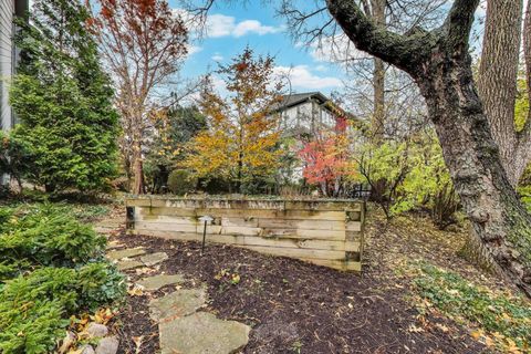 Tiny photo for 11515 BURR OAK Lane, Burr Ridge, IL 60527 (MLS # 12589391)