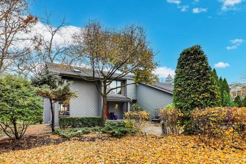 Tiny photo for 11515 BURR OAK Lane, Burr Ridge, IL 60527 (MLS # 12589391)