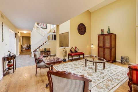 Tiny photo for 11515 BURR OAK Lane, Burr Ridge, IL 60527 (MLS # 12589391)