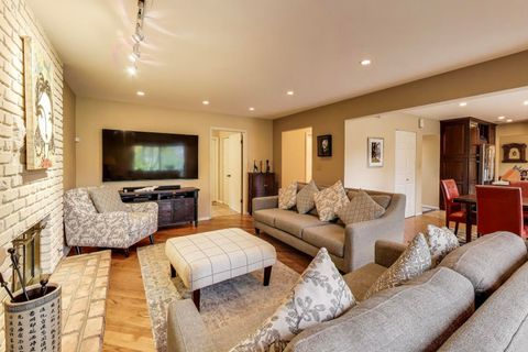 Tiny photo for 11515 BURR OAK Lane, Burr Ridge, IL 60527 (MLS # 12589391)