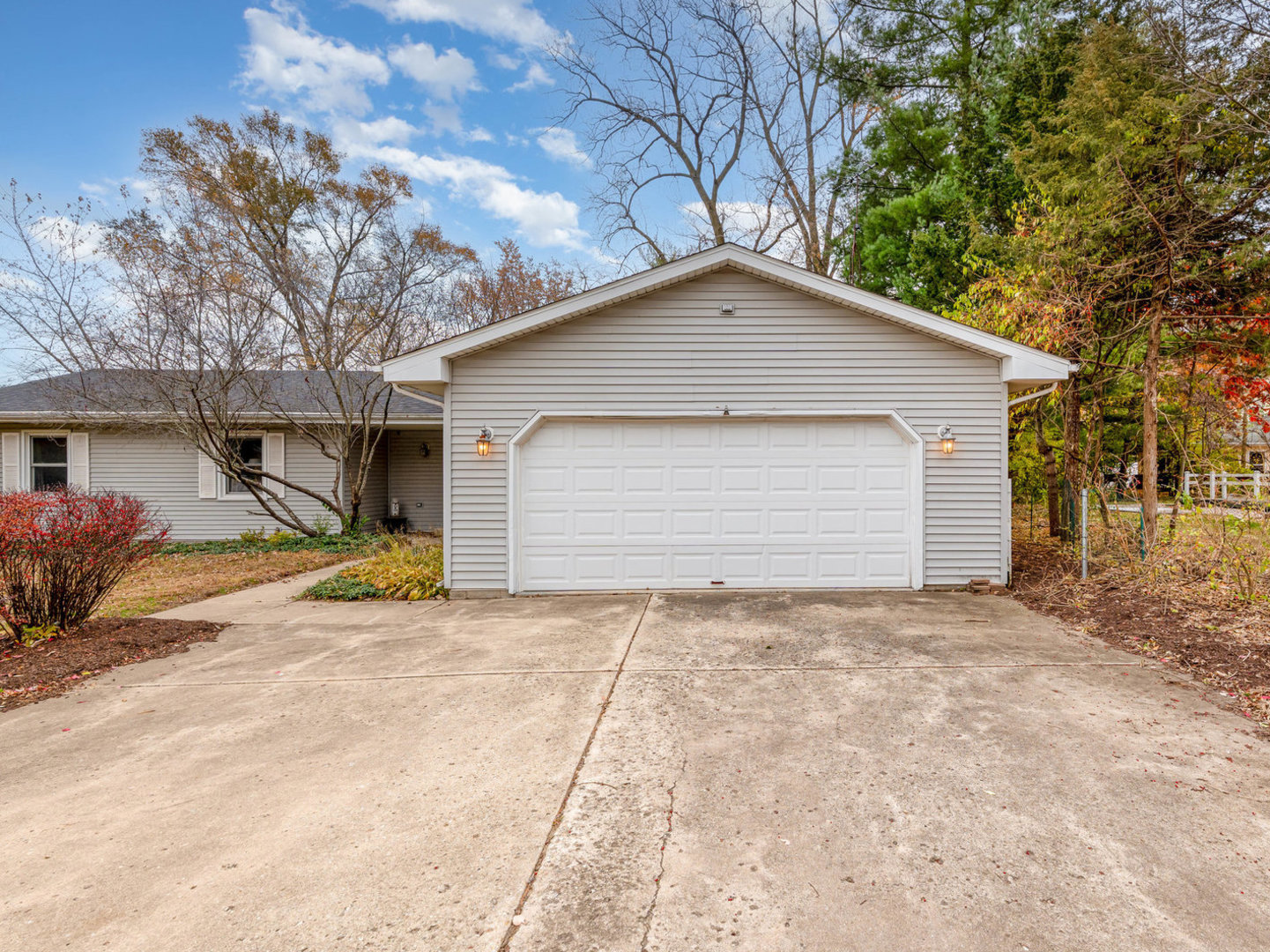 3520 CATFISH Court