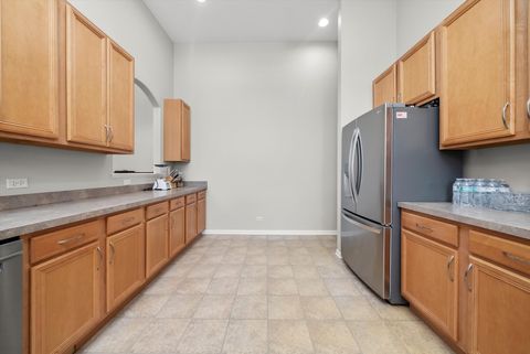 Tiny photo for 8830 CONCORD Lane #J, Justice, IL 60458 (MLS # 12476186)