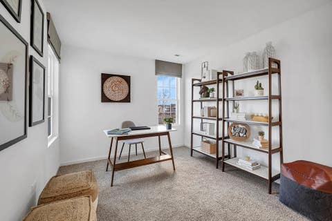 Tiny photo for 265 Canal Drive, St. Charles, IL 60174 (MLS # 12641448)