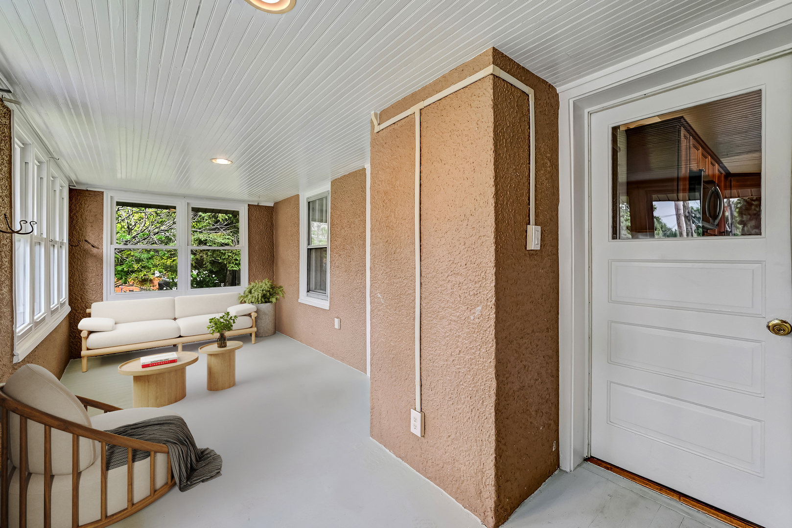 210 E 47th Street