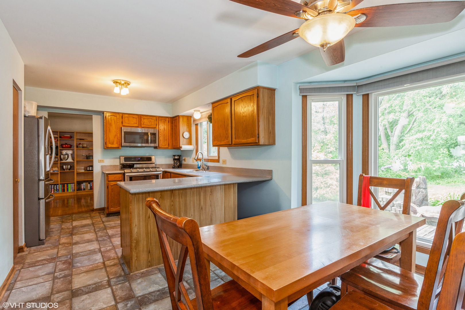 27W140 Walnut Drive