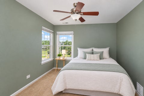 Tiny photo for 5 Flowerfield Court, Lake In The Hills, IL 60156 (MLS # 12773118)