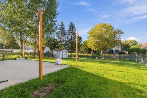 Tiny photo for 5 Flowerfield Court, Lake In The Hills, IL 60156 (MLS # 12773118)