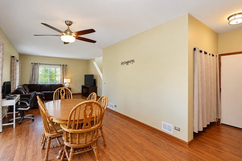 Tiny photo for 5 Flowerfield Court, Lake In The Hills, IL 60156 (MLS # 12773118)