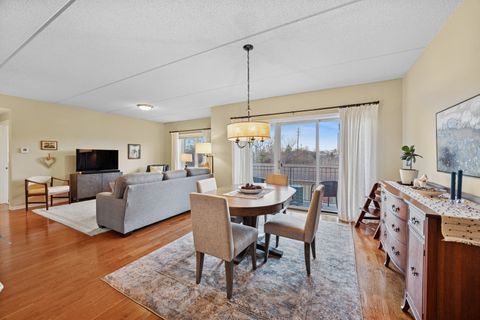 Tiny photo for 500 E Saint Charles Road #209, Lombard, IL 60148 (MLS # 12545126)