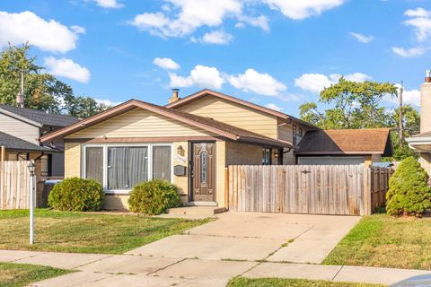 Photo of 11616 S Racine Avenue, Chicago, IL 60643 (MLS # 12489843)