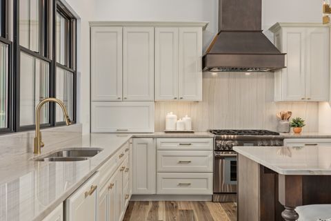 Tiny photo for 10028 E Pineridge Drive, Effingham, IL 62401 (MLS # 12596836)