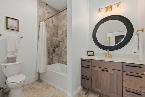 Tiny photo for 10028 E Pineridge Drive, Effingham, IL 62401 (MLS # 12596836)