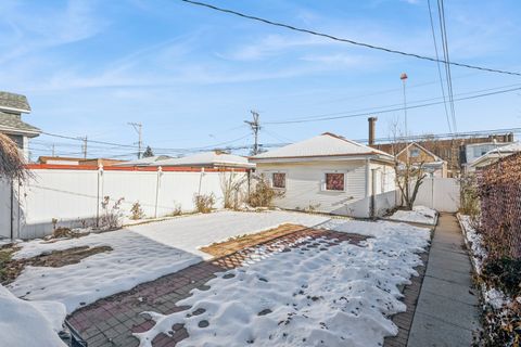 Tiny photo for 3025 N Nagle Avenue, Chicago, IL 60634 (MLS # 12533107)