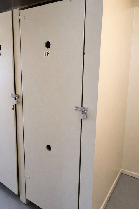 Tiny photo for 8828 N Leslie Lane #1F, Des Plaines, IL 60016 (MLS # 12612070)