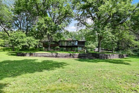 Tiny photo for 16W340 97th Street, Burr Ridge, IL 60527 (MLS # 12452978)