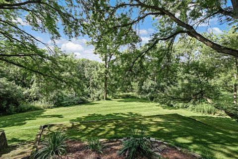 Tiny photo for 16W340 97th Street, Burr Ridge, IL 60527 (MLS # 12452978)