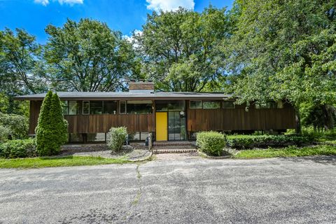 Photo of 16W340 97th Street, Burr Ridge, IL 60527 (MLS # 12452978) Photo of 16W340 97th Street, Burr Ridge, IL 60527 (MLS # 12452978)