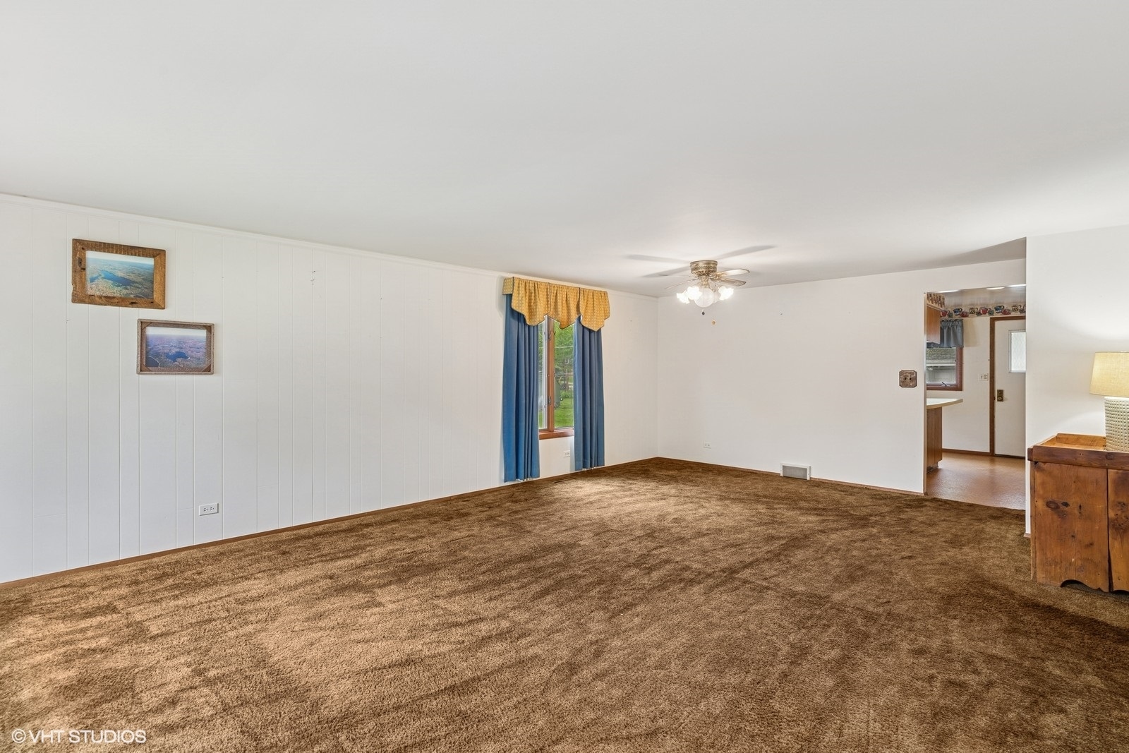 427 Lawrence Avenue