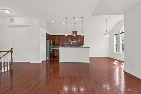 Tiny photo for 2528 Dunraven Avenue, Naperville, IL 60540 (MLS # 12524380)