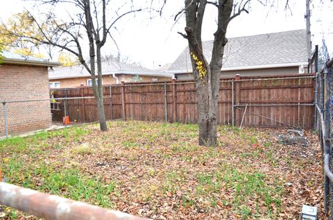 Tiny photo for 5239 N VIRGINIA Avenue, Chicago, IL 60625 (MLS # 12564120)