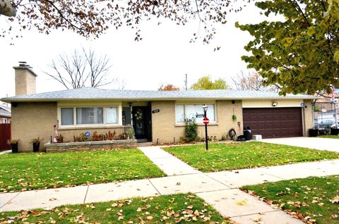 Tiny photo for 5239 N VIRGINIA Avenue, Chicago, IL 60625 (MLS # 12564120)