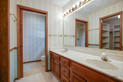 Tiny photo for 2615 4th Street, Winthrop Harbor, IL 60096 (MLS # 12714603)