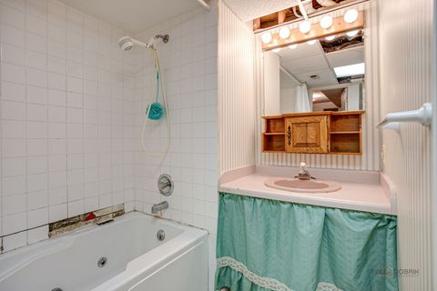Tiny photo for 2615 4th Street, Winthrop Harbor, IL 60096 (MLS # 12714603)