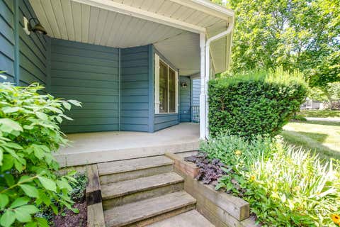 Tiny photo for 2615 4th Street, Winthrop Harbor, IL 60096 (MLS # 12714603)