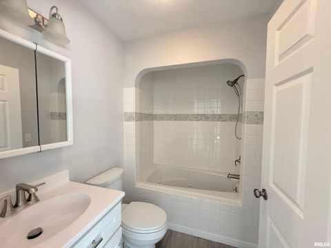 Tiny photo for 214 S LINCOLN Street, Royalton, IL 62983 (MLS # EB459609)