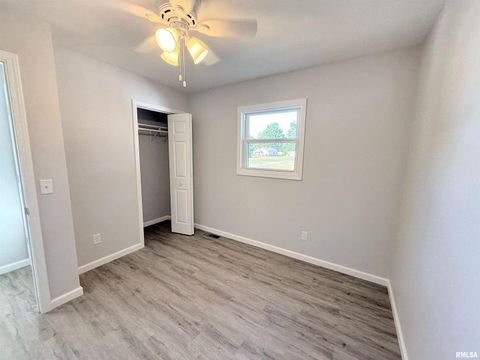 Tiny photo for 214 S LINCOLN Street, Royalton, IL 62983 (MLS # EB459609)