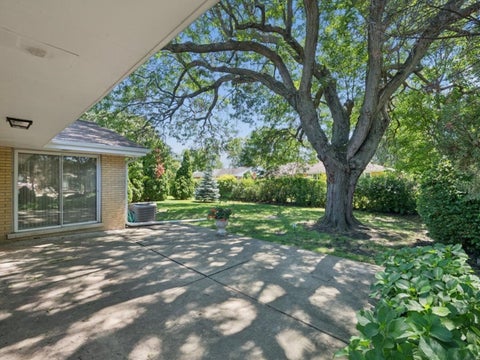 Tiny photo for 845 N Merrill Street, Park Ridge, IL 60068 (MLS # 12740467)