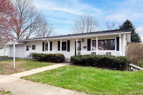 Photo of 1531 Sunrise Drive, DeKalb, IL 60115 (MLS # 12611558)