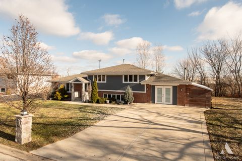 A home in Hickory Hills