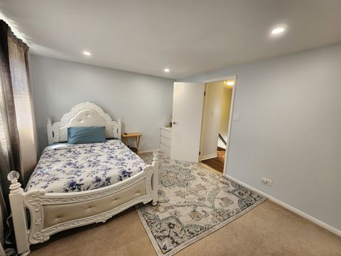 Tiny photo for 2011 Farnham Court, Schaumburg, IL 60194 (MLS # 12564066)