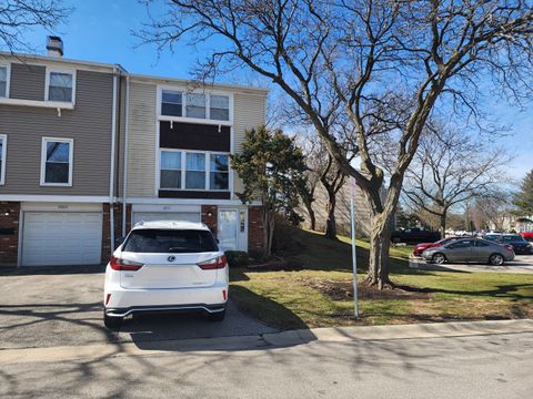 Tiny photo for 2011 Farnham Court, Schaumburg, IL 60194 (MLS # 12564066)