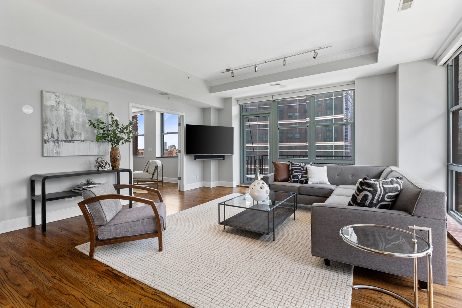 165 N CANAL Street 712