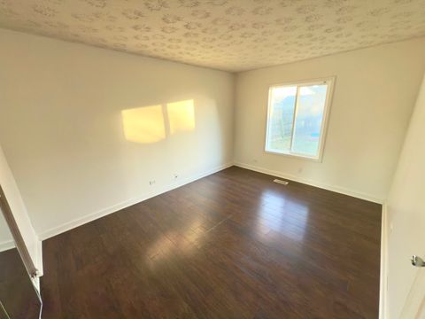 Tiny photo for 30w105 Maplewood Drive, Warrenville, IL 60555 (MLS # 12400119)