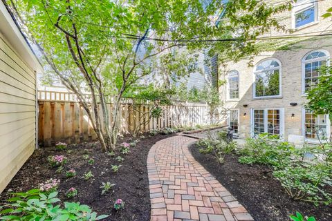 Tiny photo for 541 W Belmont Avenue, Chicago, IL 60657 (MLS # 12447240)