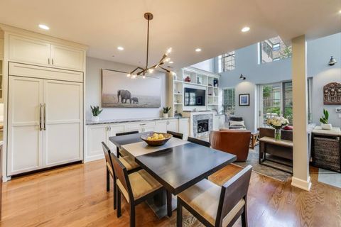 Tiny photo for 541 W Belmont Avenue, Chicago, IL 60657 (MLS # 12447240)