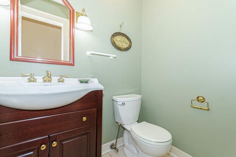 Tiny photo for 335 Oak Street, Elmhurst, IL 60126 (MLS # 12706632)