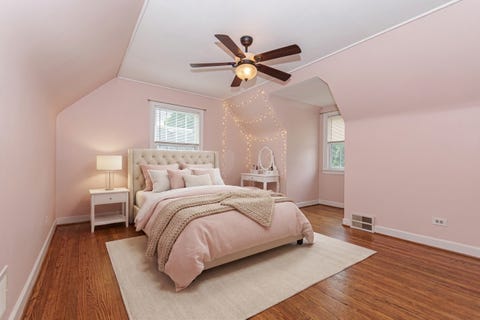 Tiny photo for 335 Oak Street, Elmhurst, IL 60126 (MLS # 12706632)