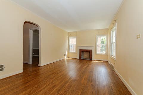 Tiny photo for 335 Oak Street, Elmhurst, IL 60126 (MLS # 12706632)