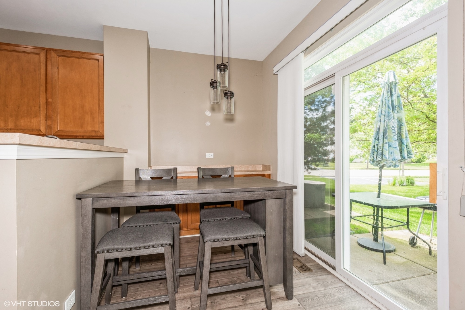 2115 Pembridge Drive 2115