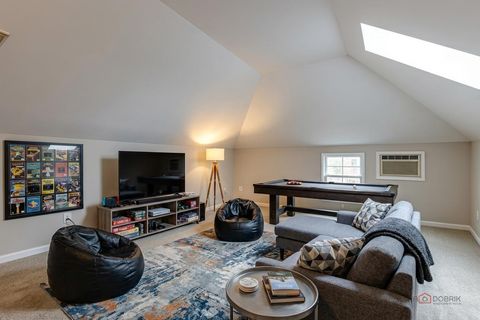 Tiny photo for 1800 Darnell Street, Libertyville, IL 60048 (MLS # 12619341)