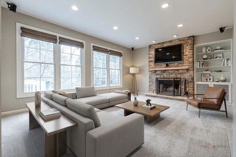 Tiny photo for 1800 Darnell Street, Libertyville, IL 60048 (MLS # 12619341)