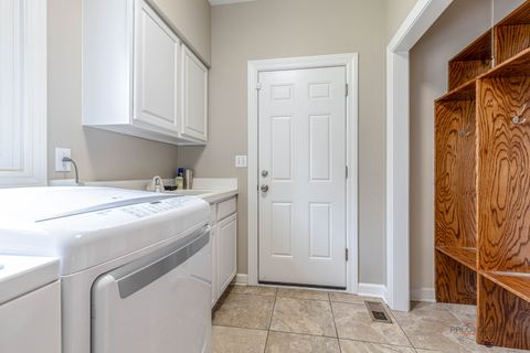 Tiny photo for 1800 Darnell Street, Libertyville, IL 60048 (MLS # 12619341)