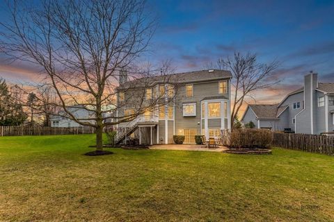 Tiny photo for 1800 Darnell Street, Libertyville, IL 60048 (MLS # 12619341)