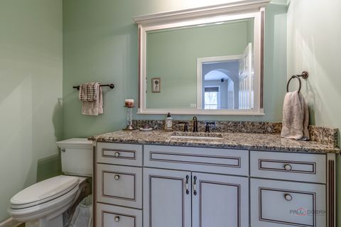 Tiny photo for 1800 Darnell Street, Libertyville, IL 60048 (MLS # 12619341)